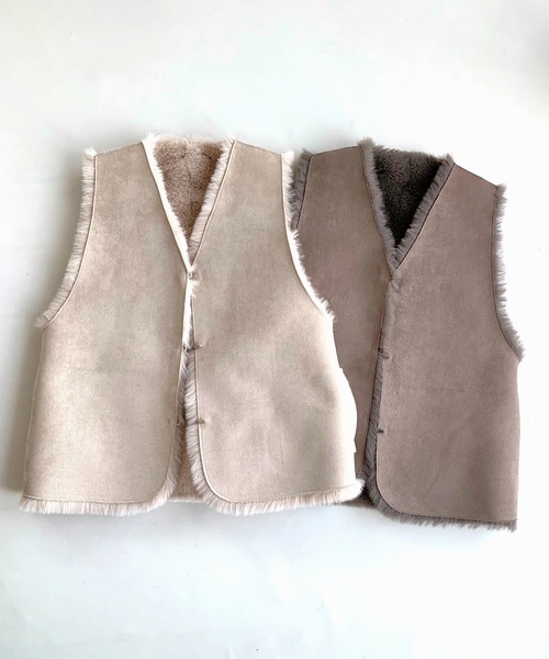 Q（キュー）の「リバーフェイクファーベスト（ベスト・レディース・ベージュ/グレイッシュベージュ・MEDIUM）」の8枚目の写真