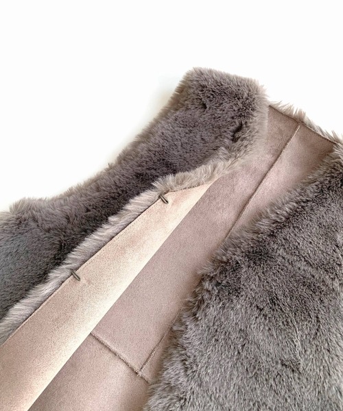 Q（キュー）の「リバーフェイクファーベスト（ベスト・レディース・ベージュ/グレイッシュベージュ・MEDIUM）」の11枚目の写真