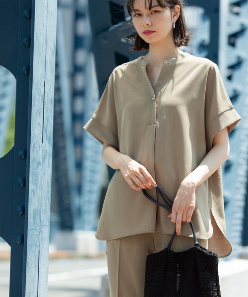 OPAQUE.CLIP（オペークドットクリップ）の「◆《SS-LLsize≫パール調ボタンスキッパーブラウス/セットアップ対応【防シワ/ストレッチ/抗ピル/洗濯機洗い可】（シャツ/ブラウス・レディース・ネイビー/キャメル/ブラック/ライトベージュ・40/38/42/36/34）」の22枚目の写真