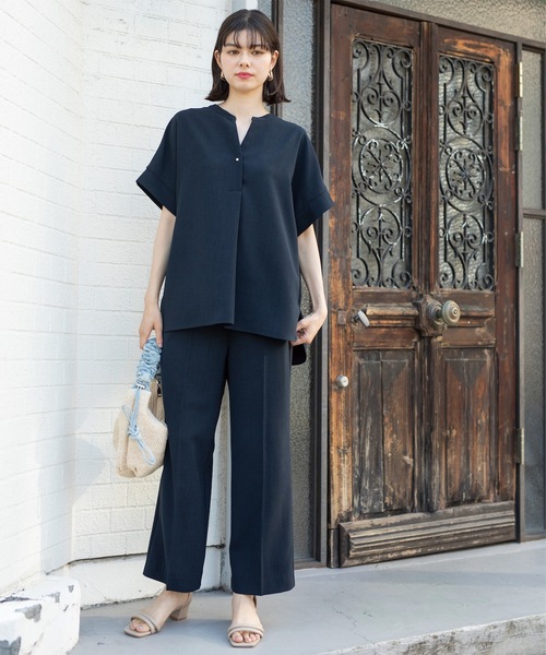 OPAQUE.CLIP（オペークドットクリップ）の「◆《SS-LLsize≫パール調ボタンスキッパーブラウス/セットアップ対応【防シワ/ストレッチ/抗ピル/洗濯機洗い可】（シャツ/ブラウス・レディース・ネイビー/キャメル/ブラック/ライトベージュ・40/38/42/36/34）」の7枚目の写真