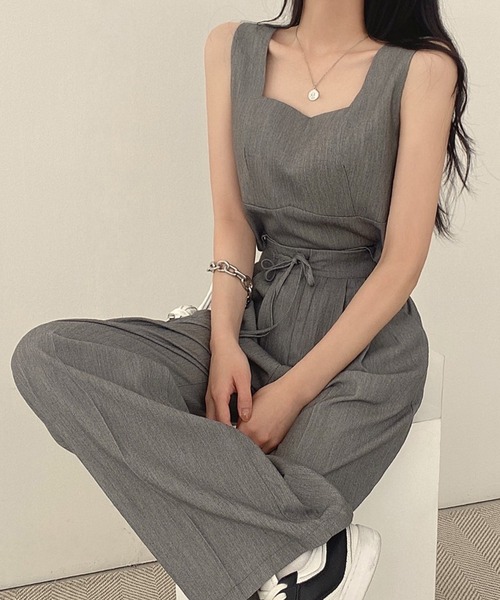 MILAE(ミレ)の「2点セットアップ スクエアネックノースリーブトップス&セミワイドパンツ(シャツ/ブラウス・レディース・ブラック/グレー・FREE)」の2枚目の写真
