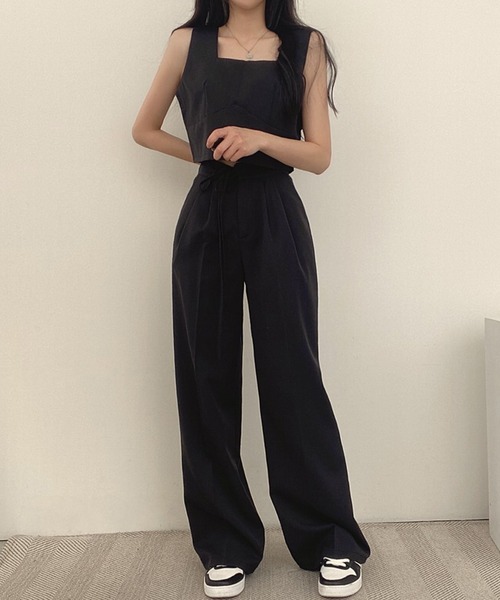 MILAE(ミレ)の「2点セットアップ スクエアネックノースリーブトップス&セミワイドパンツ(シャツ/ブラウス・レディース・ブラック/グレー・FREE)」の5枚目の写真