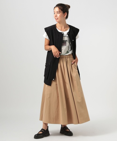 BAYFLOW（ベイフロー）の「[程よいボリューム感]メリージェーンスニーカー（スニーカー・レディース・シルバー/ブラック/アイボリー・LARGE/MEDIUM）」の11枚目の写真