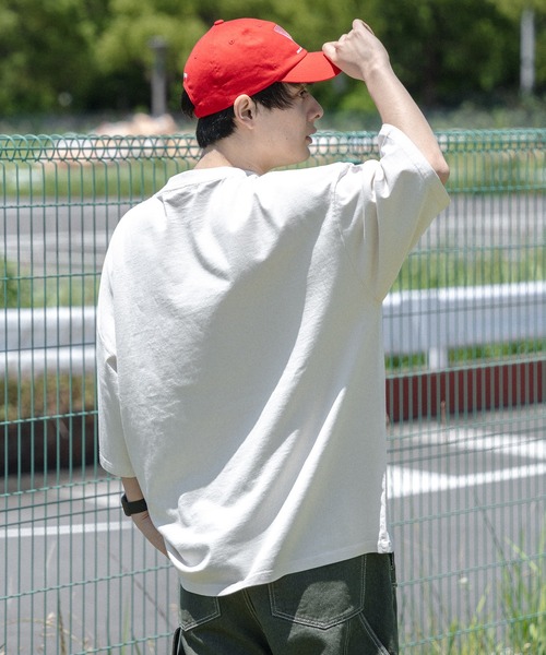 kutir（クティール）の「ビックロゴパウダー加工TEE（Tシャツ/カットソー・メンズ・ボルドー/オフホワイト/グレー/ブラック・MEDIUM/LARGE）」の21枚目の写真