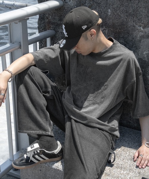 kutir（クティール）の「ビックロゴパウダー加工TEE（Tシャツ/カットソー・メンズ・ボルドー/オフホワイト/グレー/ブラック・MEDIUM/LARGE）」の15枚目の写真