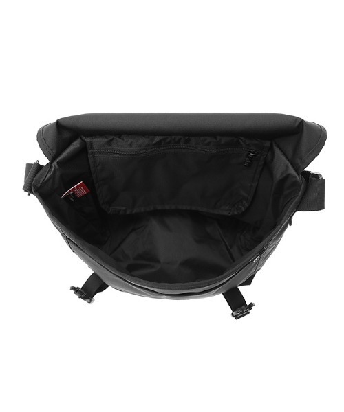 Manhattan Portage BLACK LABEL(マンハッタンポーテージ ブラックレーベル)の「STANDARD NY MESSENGER BAG (S) CORDURA 305P(メッセンジャーバッグ・メンズ・ブラック・SMALL)」の12枚目の写真