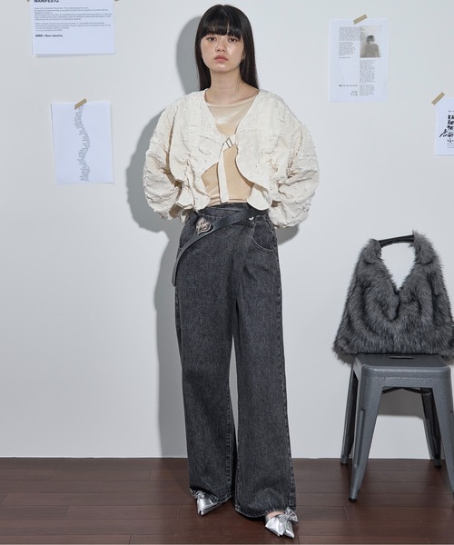 THE YOn（ザヨン）の「ハートモチーフバックルフェイクレザーベルト（ベルト・レディース・ブラック/ベージュ・FREE）」の13枚目の写真