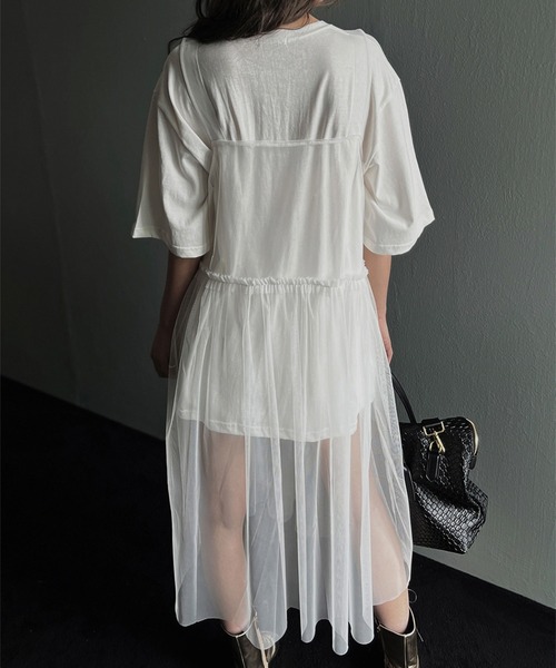 LYEON(リヨン)の「チュールキャミソールワンピース(ワンピース・レディース・オフホワイト/スモークピンク・FREE)」の10枚目の写真