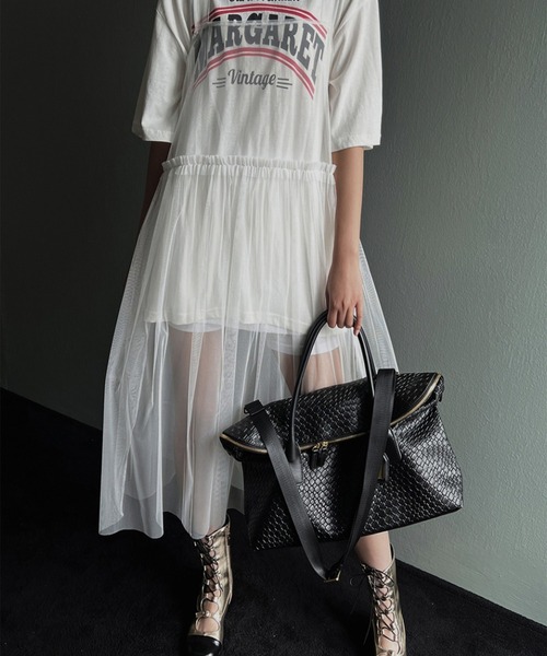 LYEON(リヨン)の「チュールキャミソールワンピース(ワンピース・レディース・オフホワイト/スモークピンク・FREE)」の16枚目の写真