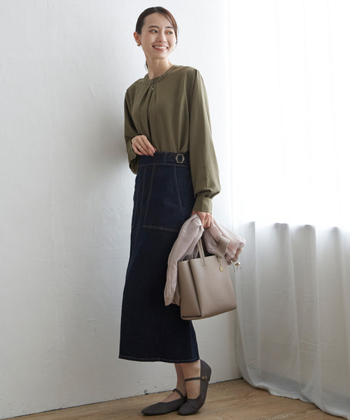 ikka（イッカ）の「【雑誌InRed10月号掲載】前後2WAYバンドカラーシャツ（シャツ/ブラウス・レディース・ブルー/オフホワイト/グレー/ダークグリーン/チャコールグレー/ボルドー・L/M/S）」の20枚目の写真