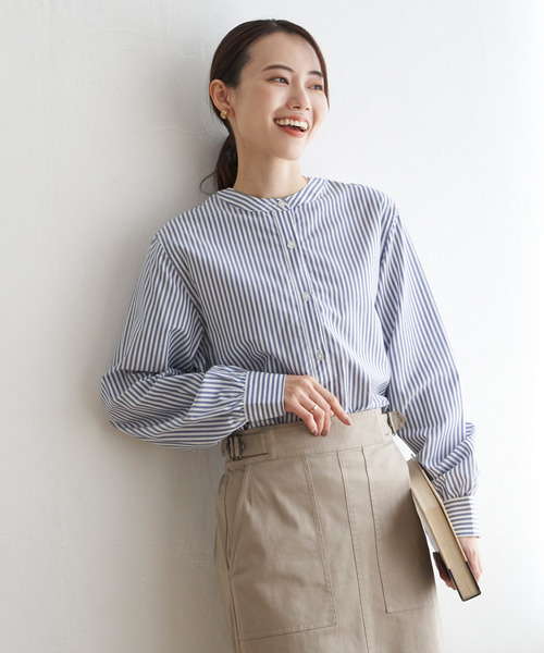 ikka（イッカ）の「【雑誌InRed10月号掲載】前後2WAYバンドカラーシャツ（シャツ/ブラウス・レディース・ブルー/オフホワイト/グレー/ダークグリーン/チャコールグレー/ボルドー・L/M/S）」の12枚目の写真