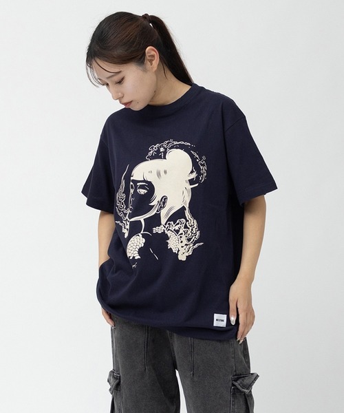 MFC STORE（エムエフシーストア）の「MFC STORE JOINT WORK FOR "MWC" #1（Tシャツ/カットソー・メンズ・ブラック/グリーン系/ホワイト/ネイビー・XXL/XL/L/M/S）」の5枚目の写真