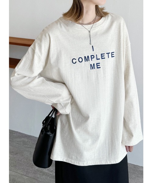 reca(レカ)の「ロゴ刺繍ロングTシャツ(Tシャツ/カットソー・レディース・ホワイト系その他/ホワイト系1/ホワイト系2/ブラック系1/グレー系その他・FREE)」の3枚目の写真