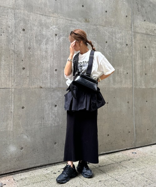 ISOOK（アイスー）の「anotherプリントTシャツ(chiicaselect) / ロゴTシャツ オーバーTシャツ オーバーサイズ メンズライク モード（Tシャツ/カットソー・レディース・ホワイト/チャコールグレー・FREE）」の13枚目の写真