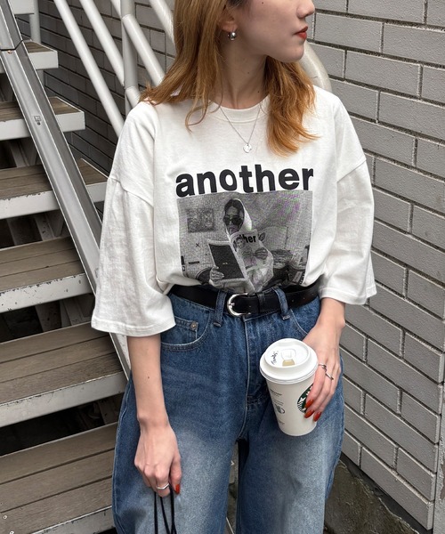 ISOOK(アイスー)の「anotherプリントTシャツ(chiicaselect) / ロゴTシャツ オーバーTシャツ オーバーサイズ メンズライク モード(Tシャツ/カットソー・レディース・ホワイト/チャコールグレー・FREE)」の17枚目の写真