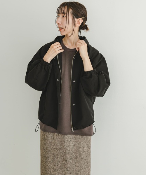 ITEMS URBANRESEARCH（アイテムズ アーバンリサーチ）の「マウンテンパーカー（マウンテンパーカー・レディース・ブラック/ベージュ・FREE）」の8枚目の写真