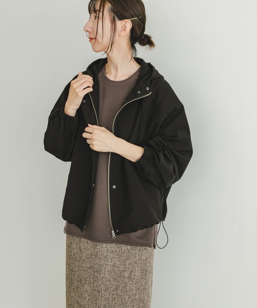 ITEMS URBANRESEARCH（アイテムズ アーバンリサーチ）の「マウンテンパーカー（マウンテンパーカー・レディース・ブラック/ベージュ・FREE）」の9枚目の写真