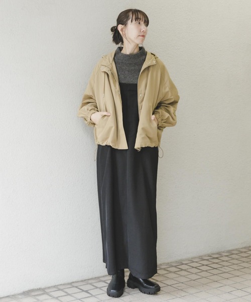 ITEMS URBANRESEARCH（アイテムズ アーバンリサーチ）の「マウンテンパーカー（マウンテンパーカー・レディース・ブラック/ベージュ・FREE）」の20枚目の写真