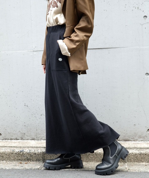 RAGEBLUE(レイジブルー)の「DISCUS/バックスリットIラインスカート(スカート・レディース・ネイビー/ブラック/グレー・FREE)」の2枚目の写真