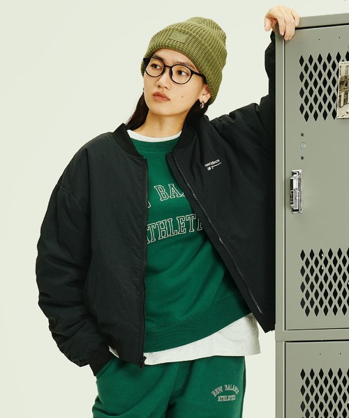 NEW BALANCE（ニューバランス）の「グラフィックフレンチテリークルー(裏起毛)（スウェット・レディース・アイボリー/グリーン/パープル・SMALL/MEDIUM/LARGE/X-LARGE）」の20枚目の写真