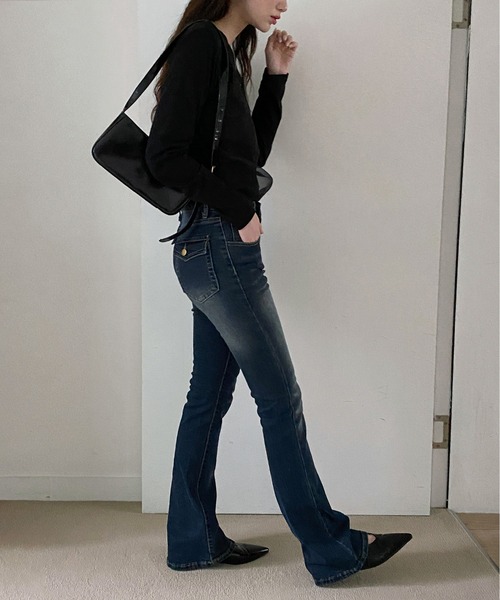 by muni:r(バイ ムニール)の「ヴィンテージスパンウォッシングデニムパンツ(デニムパンツ・レディース・ブルー・SMALL/MEDIUM)」の8枚目の写真