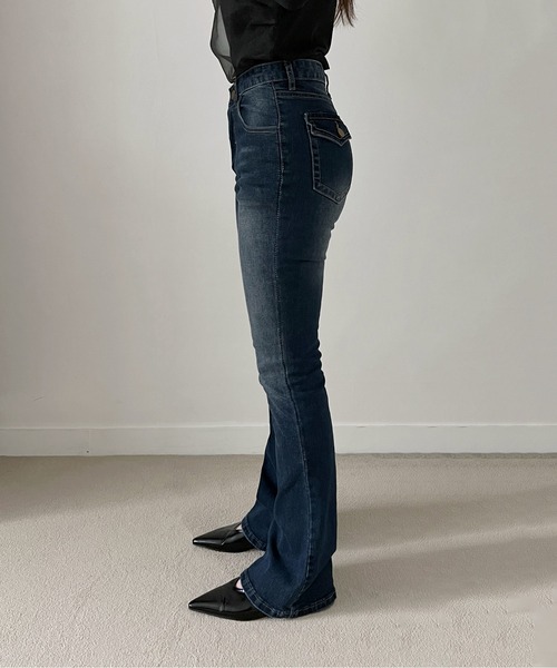 by muni:r(バイ ムニール)の「ヴィンテージスパンウォッシングデニムパンツ(デニムパンツ・レディース・ブルー・SMALL/MEDIUM)」の18枚目の写真