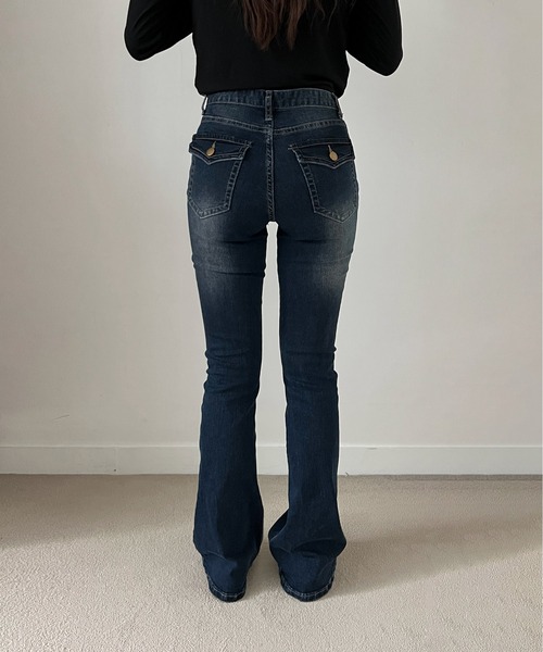 by muni:r(バイ ムニール)の「ヴィンテージスパンウォッシングデニムパンツ(デニムパンツ・レディース・ブルー・SMALL/MEDIUM)」の19枚目の写真