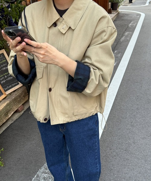 CANAL JEAN（キャナルジーン）の「Lakey Park　ヘビーツイルスタンドカラーブルゾン（ブルゾン・レディース・ネイビー/ベージュ・ONE SIZE）」の4枚目の写真