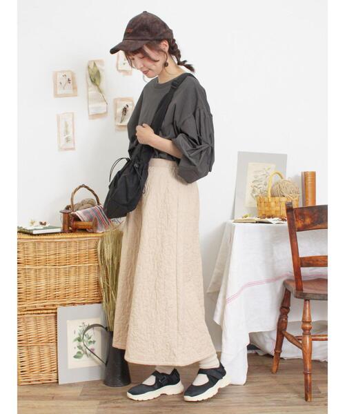 Samansa Mos2（サマンサ モスモス）の「花柄キルトAラインスカート（スカート・レディース・カーキ/ブラック/キナリ・F）」の11枚目の写真