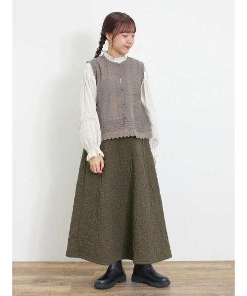 Samansa Mos2（サマンサ モスモス）の「花柄キルトAラインスカート（スカート・レディース・カーキ/ブラック/キナリ・F）」の15枚目の写真