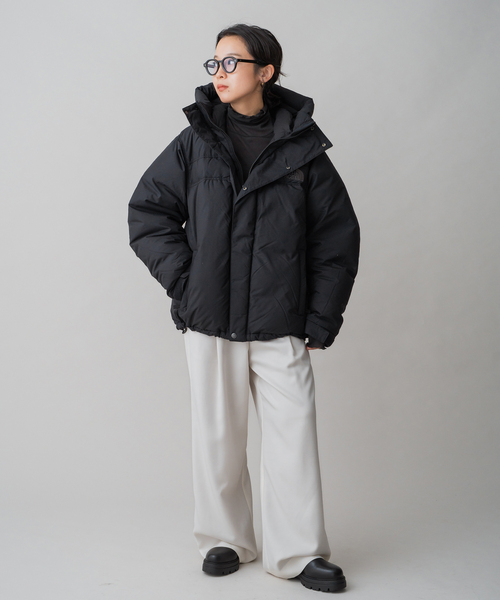 IENA（イエナ）の「THE NORTH FACE/ザ ノースフェイス Alteration Baffs Jacket ND92360（ダウンジャケット/コート・レディース・ベージュ/ブラック・X-SMALL/SMALL）」の7枚目の写真
