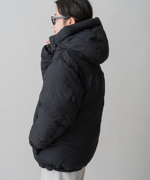 IENA（イエナ）の「THE NORTH FACE/ザ ノースフェイス Alteration Baffs Jacket ND92360（ダウンジャケット/コート・レディース・ベージュ/ブラック・X-SMALL/SMALL）」の10枚目の写真