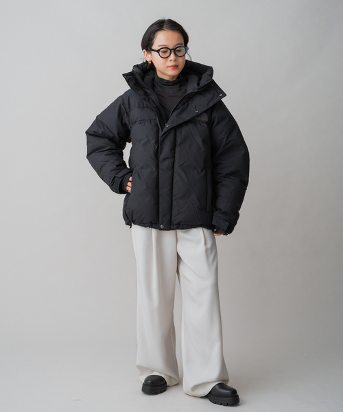 IENA（イエナ）の「THE NORTH FACE/ザ ノースフェイス Alteration Baffs Jacket ND92360（ダウンジャケット/コート・レディース・ベージュ/ブラック・X-SMALL/SMALL）」の16枚目の写真