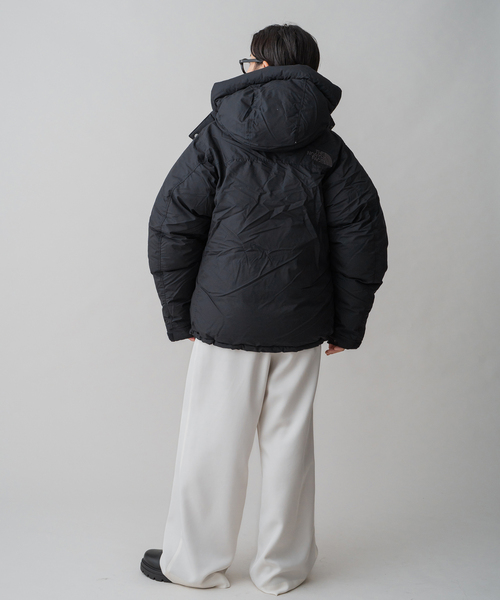 IENA（イエナ）の「THE NORTH FACE/ザ ノースフェイス Alteration Baffs Jacket ND92360（ダウンジャケット/コート・レディース・ベージュ/ブラック・X-SMALL/SMALL）」の18枚目の写真