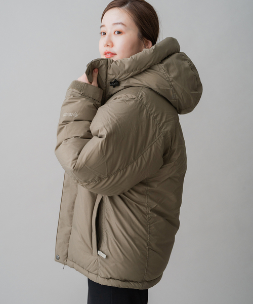 IENA（イエナ）の「THE NORTH FACE/ザ ノースフェイス Alteration Baffs Jacket ND92360（ダウンジャケット/コート・レディース・ベージュ/ブラック・X-SMALL/SMALL）」の20枚目の写真