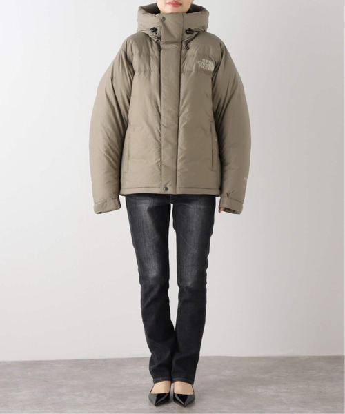 IENA（イエナ）の「THE NORTH FACE/ザ ノースフェイス Alteration Baffs Jacket ND92360（ダウンジャケット/コート・レディース・ベージュ/ブラック・X-SMALL/SMALL）」の5枚目の写真