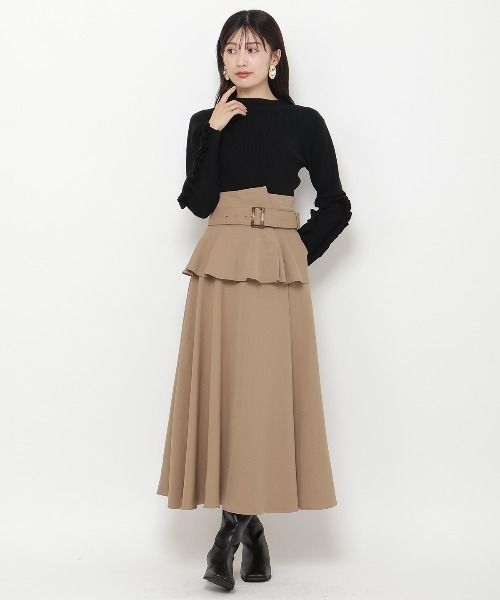 AND COUTURE(アンドクチュール)の「袖フリルハイネックリブニットプルオーバー(ニット/セーター・レディース・オフホワイト/ブラック/グレー・FREE)」の11枚目の写真