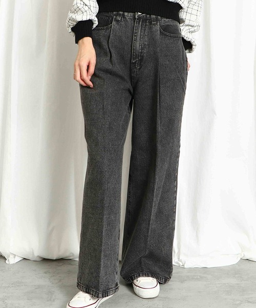 GORGE(ゴージ)の「《タック入り×美脚ワイド》レディース デニムパンツ ルーズシルエット 体型カバー 春夏秋冬(デニムパンツ・レディース・ブルー系その他/ブラック・S/M)」の1枚目の写真