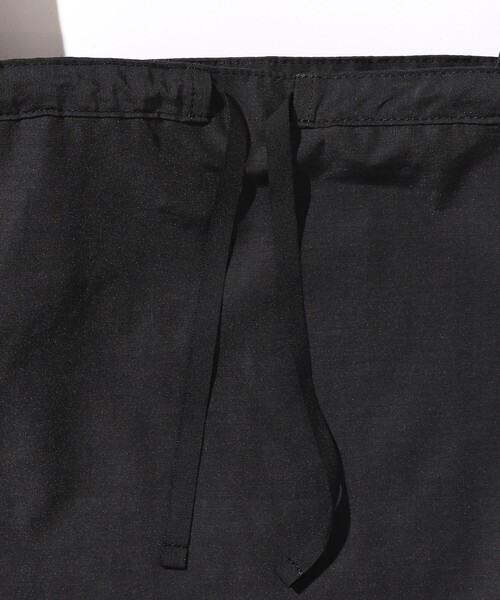 Firsthand(ファーストハンド)の「thriftwear and fleamarkettourr×Firsthand/スリフトウェアアンドフリーマーケットツアー×ファーストハンド 別注 NYLON SHOULDER(ショルダーバッグ・レディース・ブラック/オリーブ/ベージュ・ONE SIZE)」の6枚目の写真