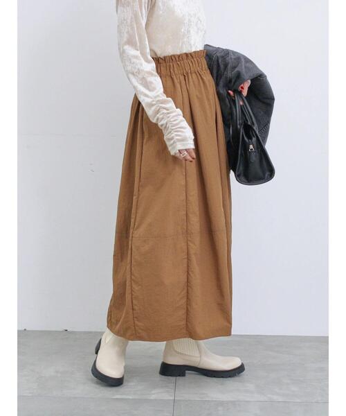 Samansa Mos2 blue（サマンサモスモスブルー）の「グログランナイロンギャザースカート（スカート・レディース・キャメル/カーキ/ブラック・F）」の12枚目の写真