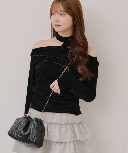 continuer de NICE CLAUP(コンティニューデナイスクラップ)の「【ZOZO限定/インフルエンサー企画】ベロアトップス(Tシャツ/カットソー・レディース・レンガ/ブラウン/ブラック・FREE)」の18枚目の写真
