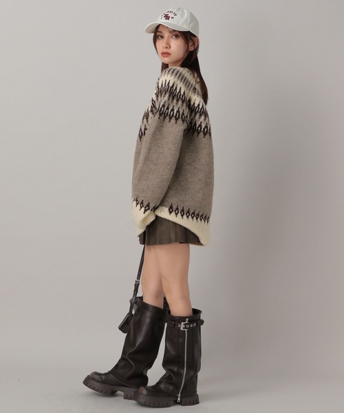 FOREVER 21（フォーエバー トゥエンティーワン）の「【2024FW】求心柄ビッグニットプルオーバー（ニット/セーター・レディース・ベージュ/グレー・FREE）」の12枚目の写真