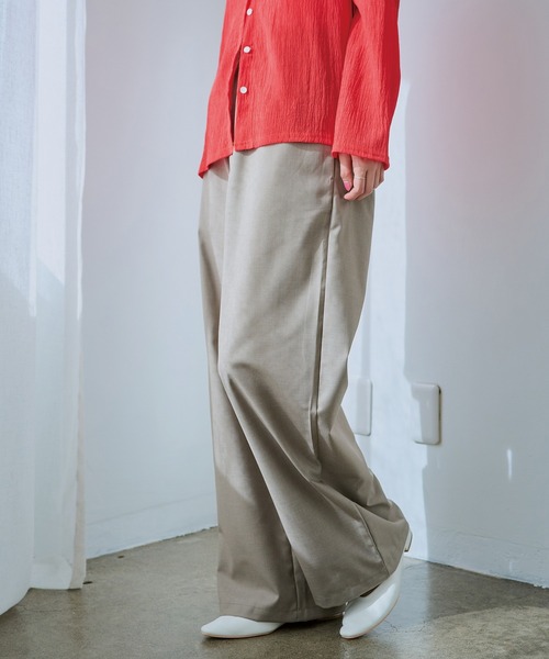 LAVEANGE（ラビアンジェ）の「【洗える】シャーリングウエストイージーパンツ（その他パンツ・レディース・ブラウン/グレー/ブラック・M/LL/3L/4L/5L）」の17枚目の写真