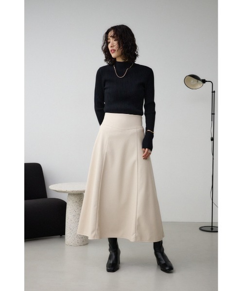 AZUL by moussy(アズールバイマウジー)の「レザーフレアスカート(スカート・レディース・ライトベージュ/ブラック・SMALL/MEDIUM)」の13枚目の写真