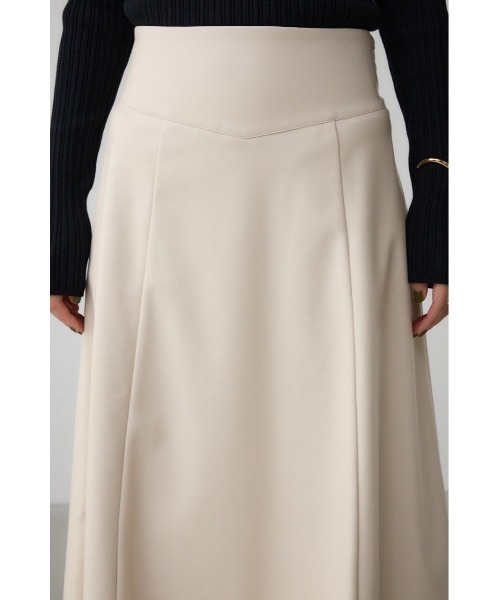AZUL by moussy(アズールバイマウジー)の「レザーフレアスカート(スカート・レディース・ライトベージュ/ブラック・SMALL/MEDIUM)」の18枚目の写真