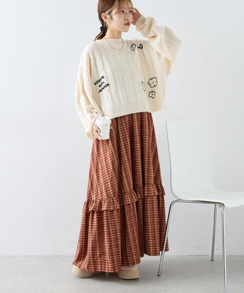 w closet(ダブルクローゼット)の「コード刺繍ケーブルニット(ニット/セーター・レディース・オフホワイト/グレー/ネイビー・FREE)」の13枚目の写真