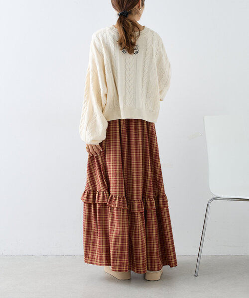 w closet(ダブルクローゼット)の「コード刺繍ケーブルニット(ニット/セーター・レディース・オフホワイト/グレー/ネイビー・FREE)」の16枚目の写真