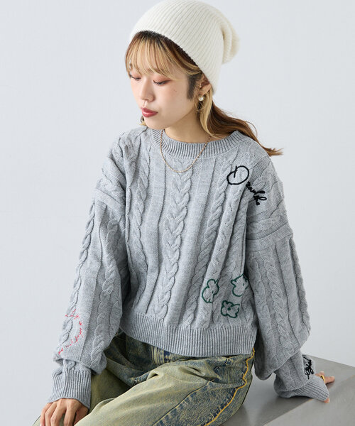 w closet(ダブルクローゼット)の「コード刺繍ケーブルニット(ニット/セーター・レディース・オフホワイト/グレー/ネイビー・FREE)」の18枚目の写真