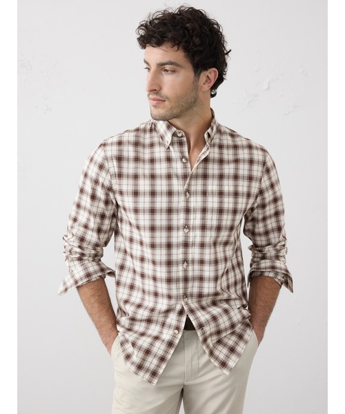 BANANA REPUBLIC FACTORY STORE(バナナリパブリック ファクトリーストア)の「BANANA REPUBLIC FACTORY STORE コットンシャツ(シャツ/ブラウス・メンズ・チェック/イエロー/ブルー/ブルー系その他/ライトブルー/ホワイト×ネイビー/その他1/ブラウン系その他/グレー/マルチ/カーキ/その他/ネイビー/ブラウン/ホワイト系その他/ブルー系その他2/ブルー系その他3・XL/L/M/S)」の6枚目の写真