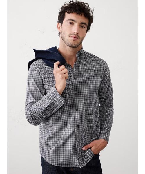 BANANA REPUBLIC FACTORY STORE(バナナリパブリック ファクトリーストア)の「BANANA REPUBLIC FACTORY STORE コットンシャツ(シャツ/ブラウス・メンズ・チェック/イエロー/ブルー/ブルー系その他/ライトブルー/ホワイト×ネイビー/その他1/ブラウン系その他/グレー/マルチ/カーキ/その他/ネイビー/ブラウン/ホワイト系その他/ブルー系その他2/ブルー系その他3・XL/L/M/S)」の4枚目の写真